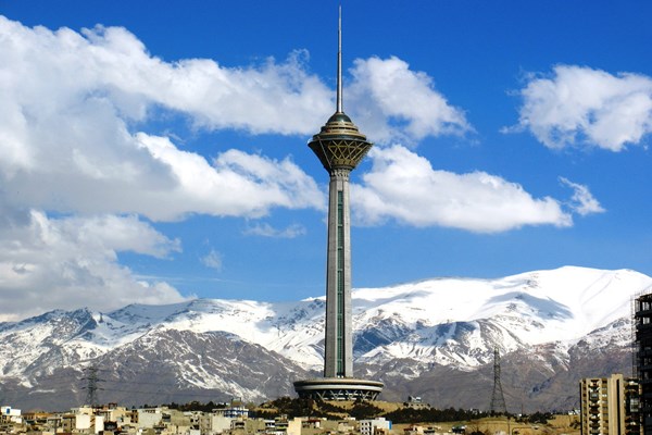 برج چند منظوره میلاد